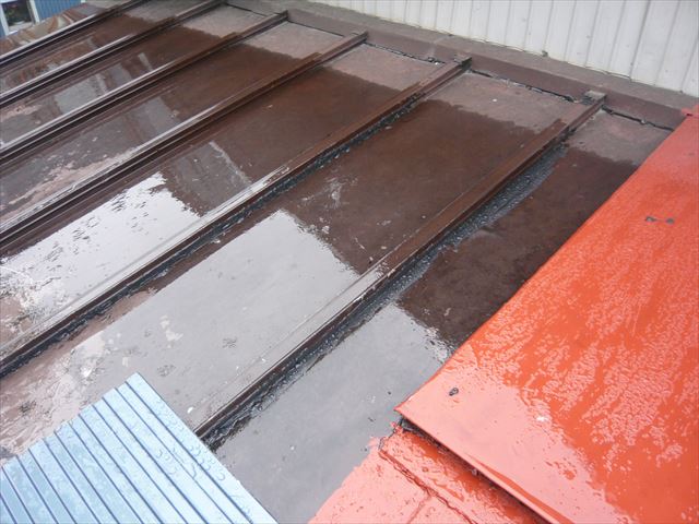 増築屋根（トタン）