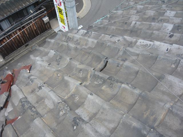 瓦のズレ