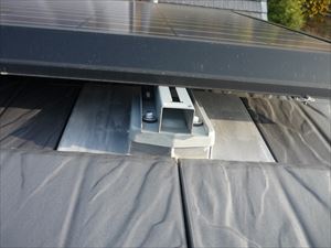 屋根に太陽光発電