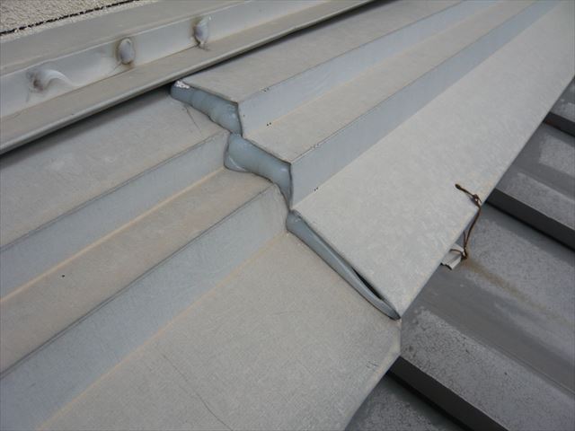 壁際板金の状態