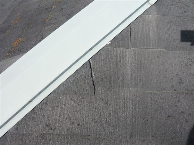 スレートの割れ