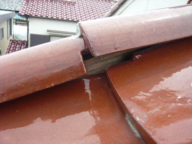 ケラバ瓦のズレ