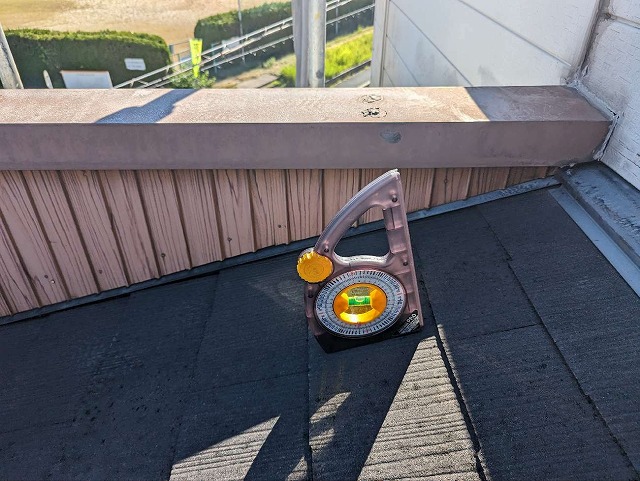 スレート屋根に適さない緩勾配の屋根