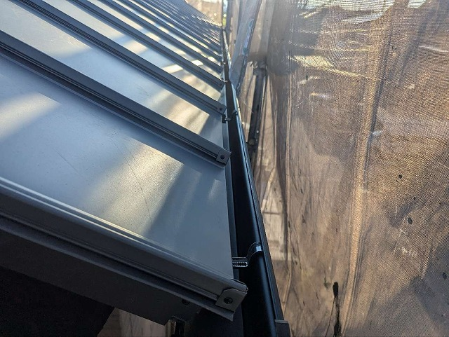 鼻隠し・破風部分の塗装