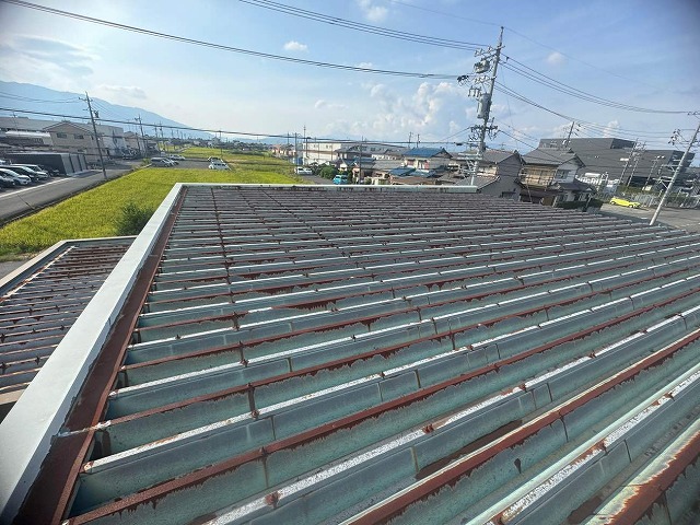 名古屋市緑区　倉庫屋根の現況