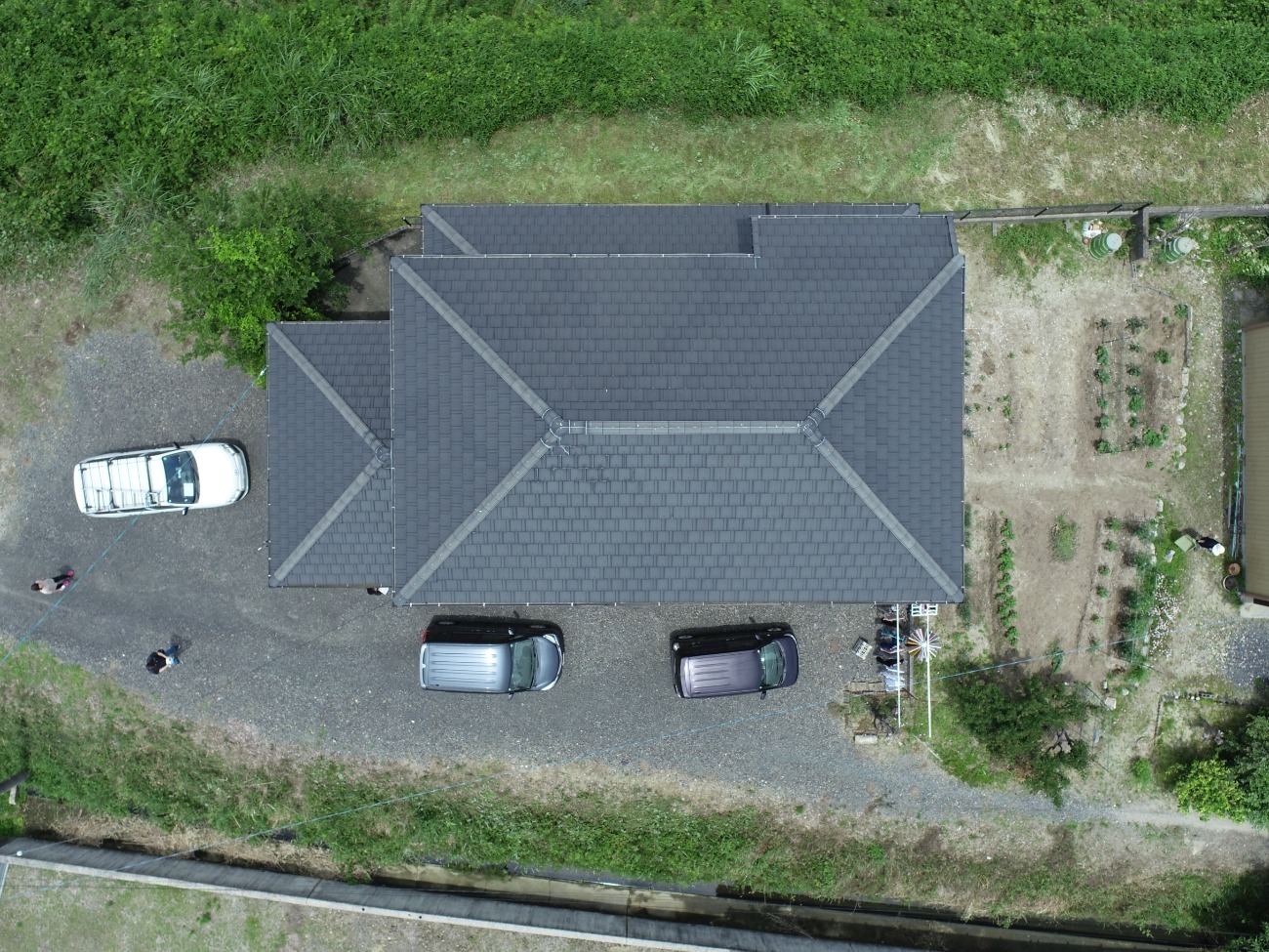 日進市　ドローンで屋根をチェック