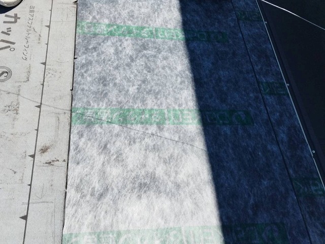 名古屋市緑区　屋根の開口部を防水加工