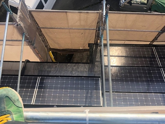 足場を組んだ状態