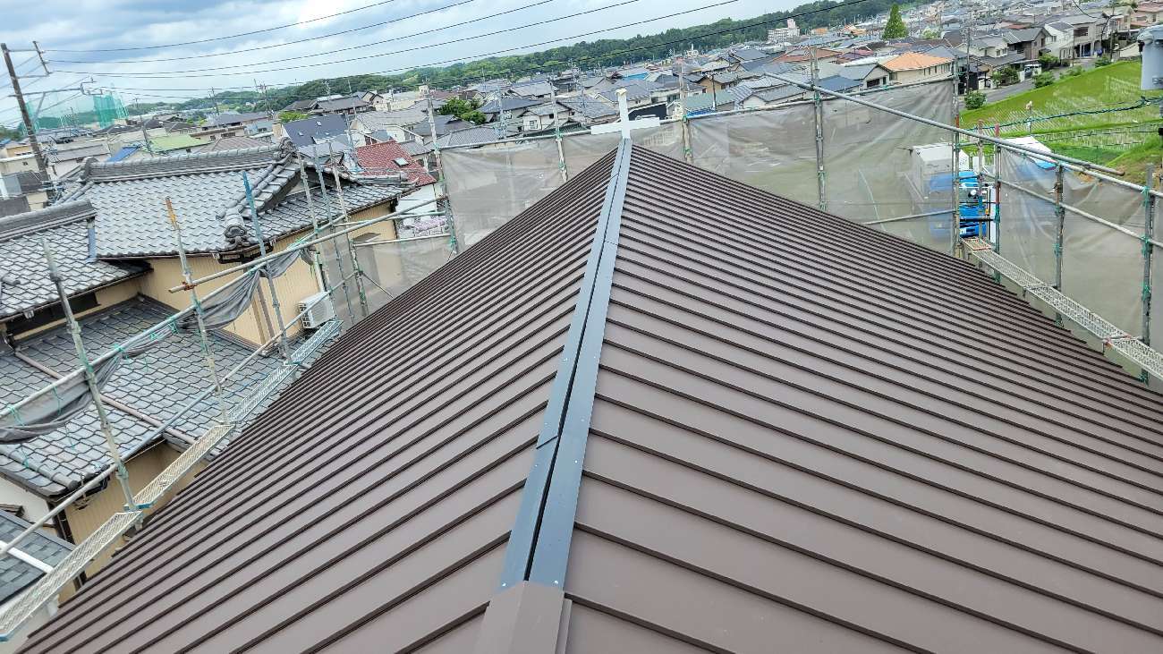 東郷町　金属の貫板を使用