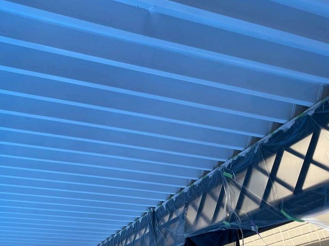 ガイナ塗装がされた屋根