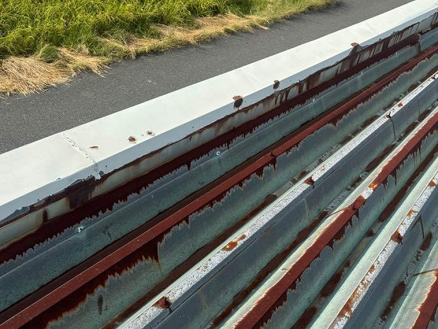 名古屋市緑区　屋根の折板屋根