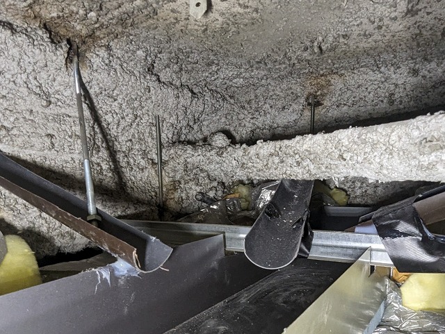 名古屋市緑区　会社天井の導水工事