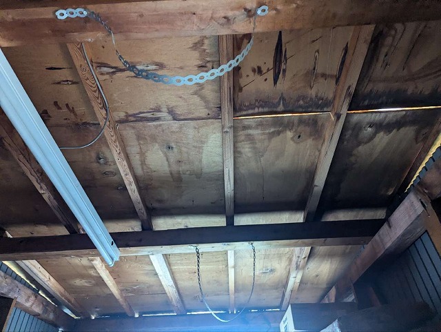 名古屋市緑区の倉庫の雨漏り