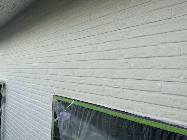 フッ素塗料を用いた外壁塗装工事でツヤのある仕上がり