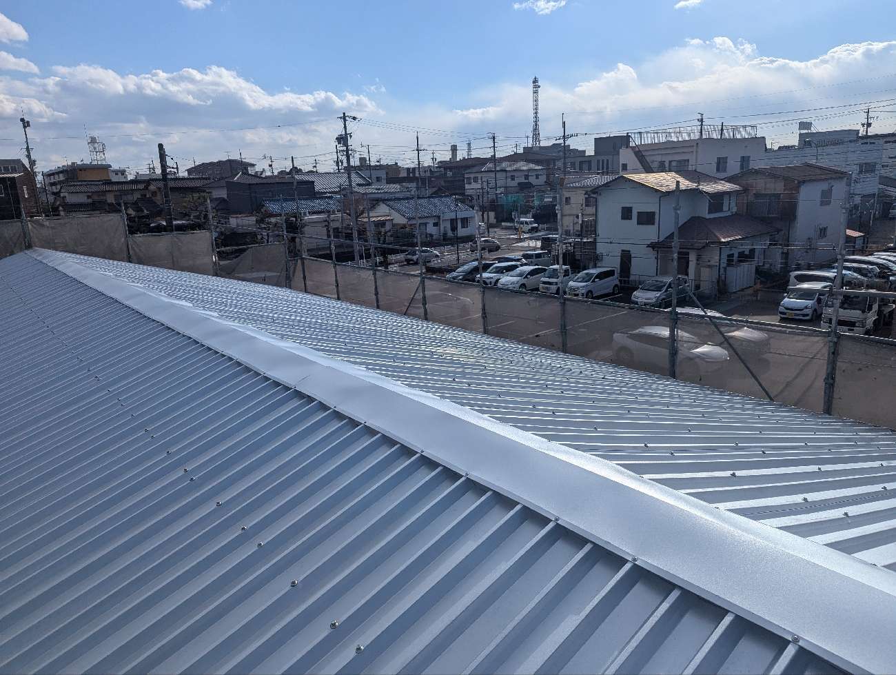 折板屋根で強固になった屋根