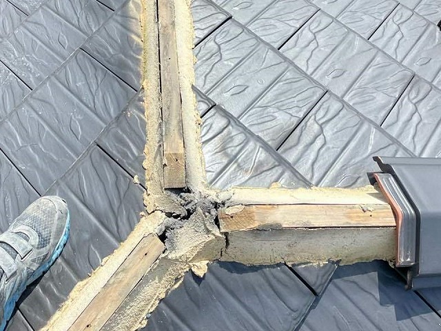 棟瓦の下地