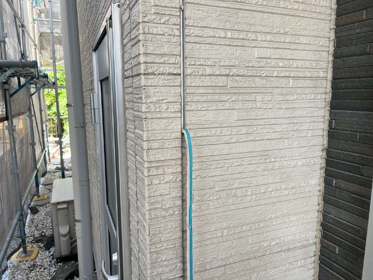 コーキングの撤去