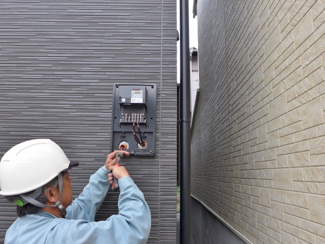 蒲原・ベランダ・物干し金具設置