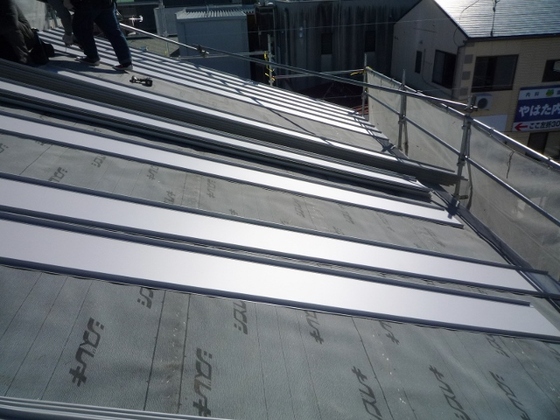 ガルバリウム鋼板