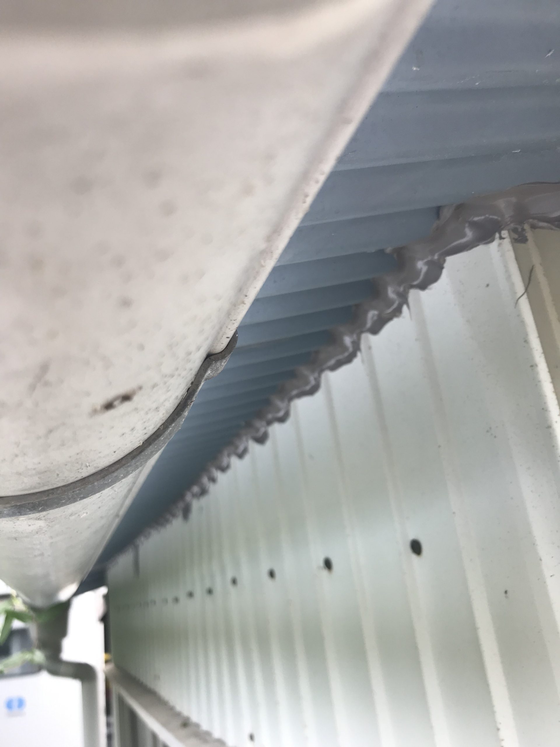 雨漏り修理・コーキング