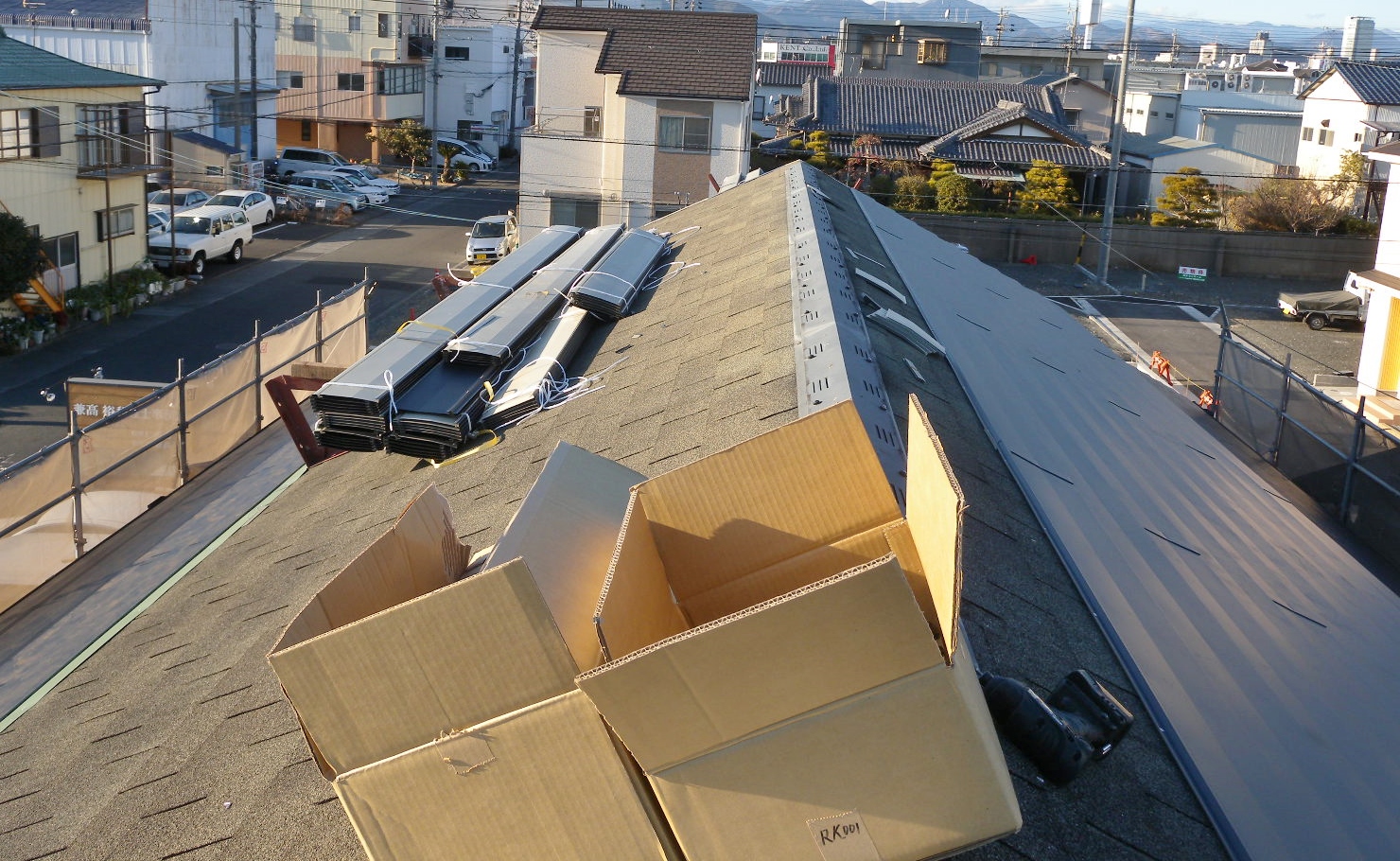 屋根カバー工法・ガルバリウム鋼板