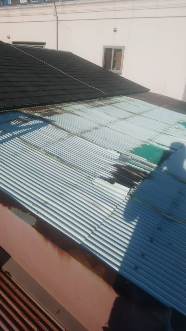 雨漏り修理・工場・トタン