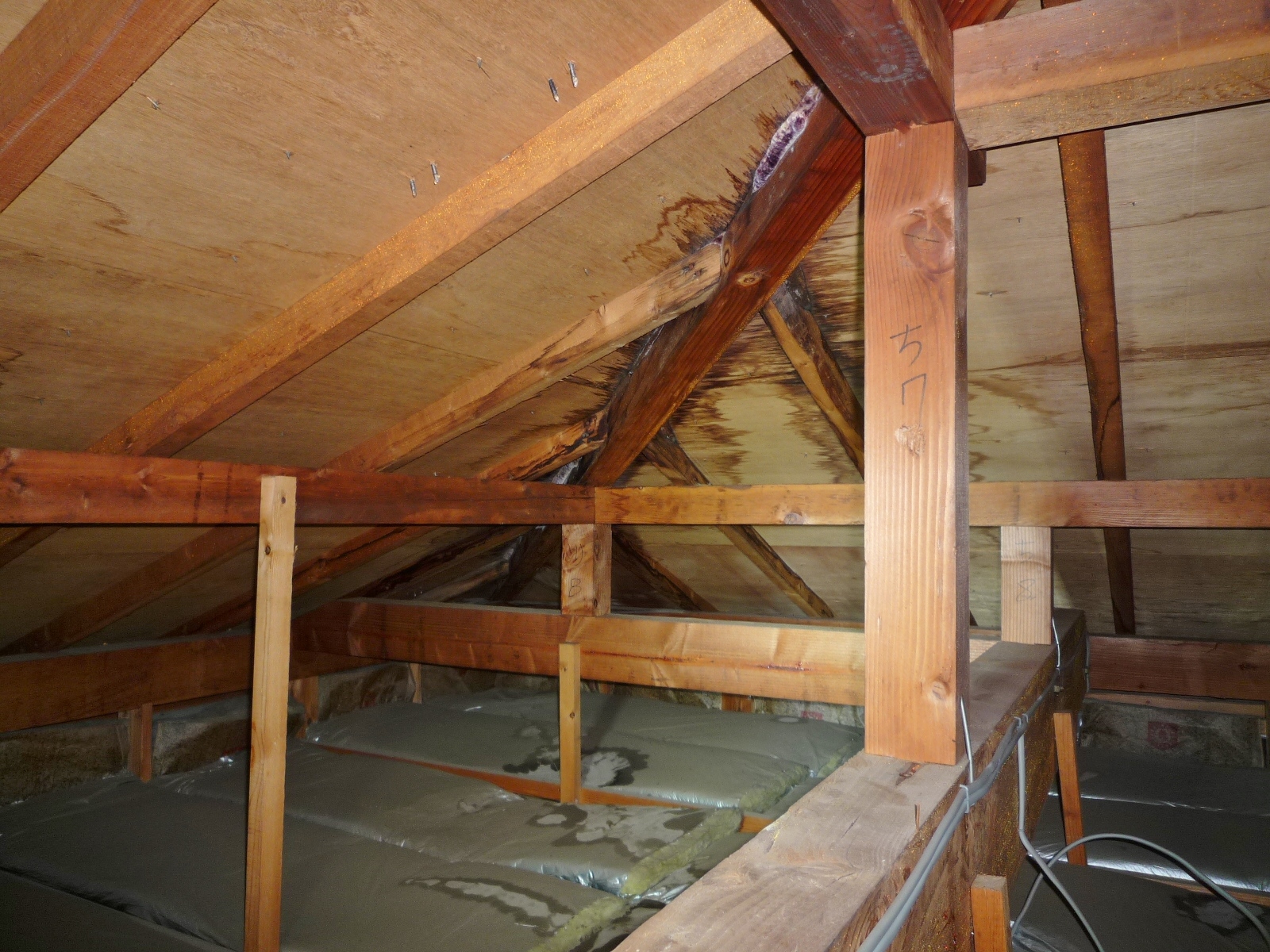 屋根カバー工法・ガルバリウム鋼板