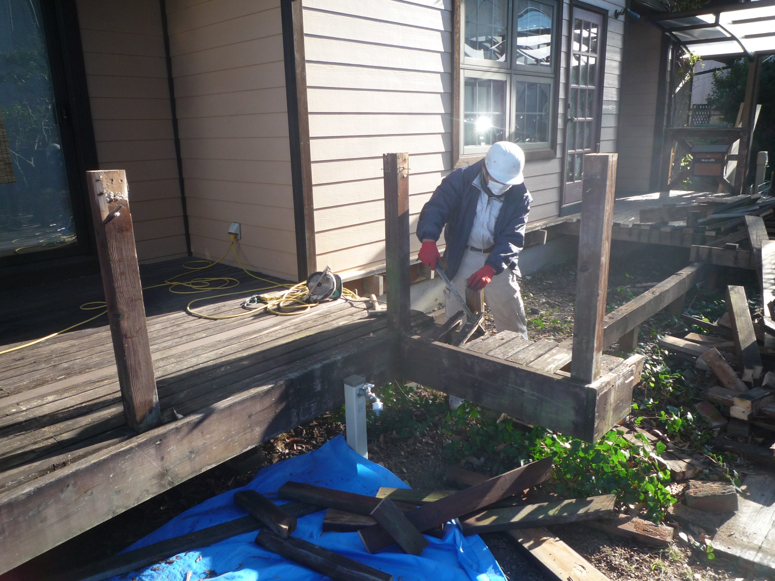 ウッドデッキ老朽化作り直し