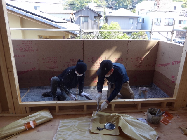 ベランダＦＲＰ防水工事