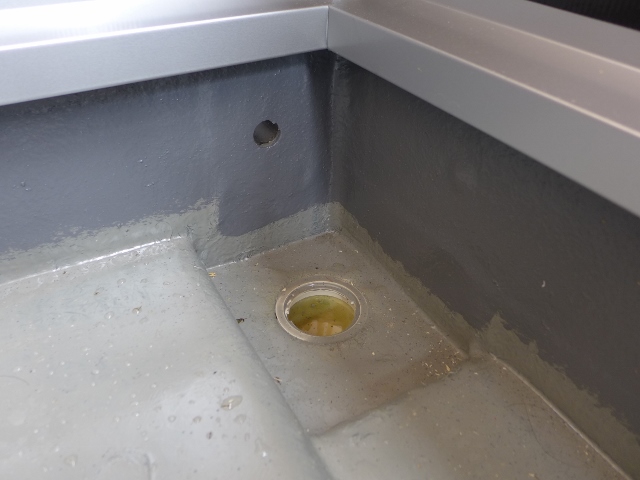 ベランダＦＲＰ防水工事