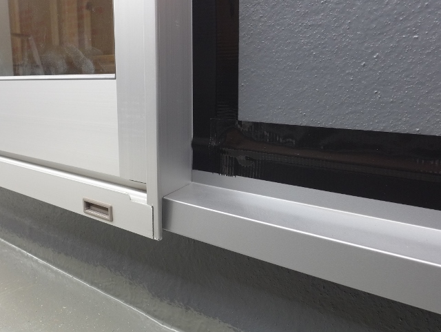 ベランダＦＲＰ防水工事