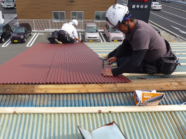 屋根作業