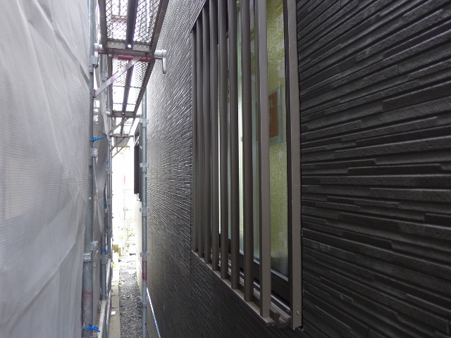 蒲原・ベランダ・物干し金具設置