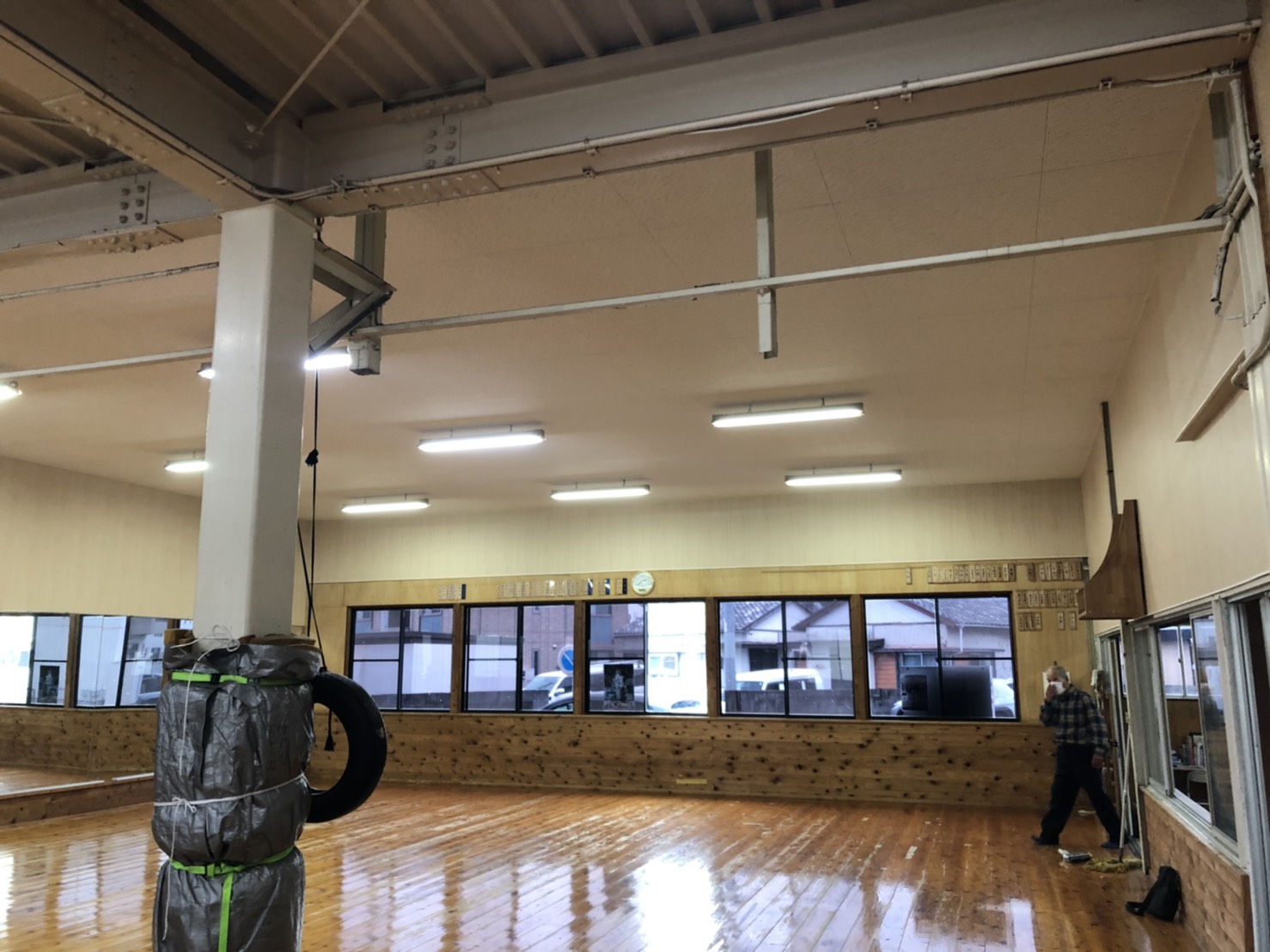 倉庫・同情・天井断熱材工事