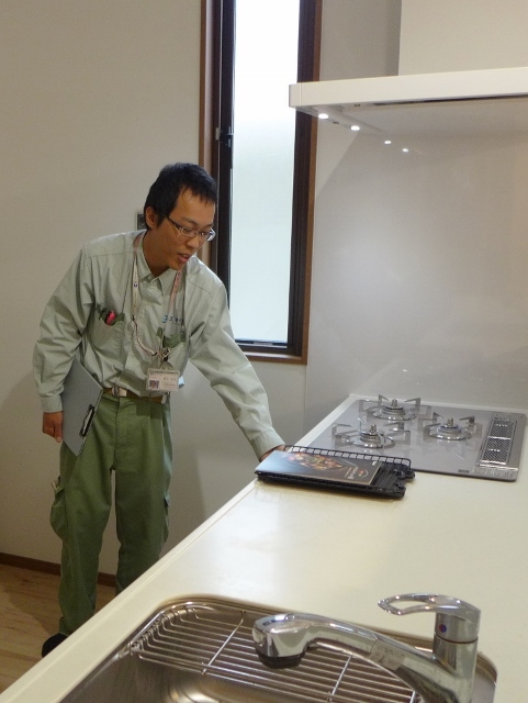 屋根雨漏り修理、カバー工法静岡