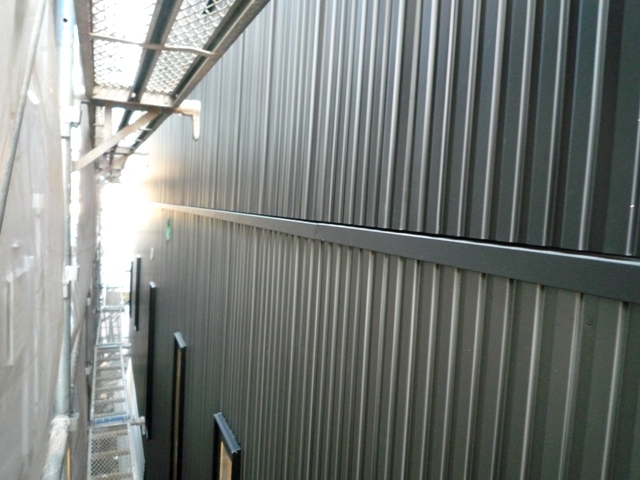 ガルバリウム外壁工事