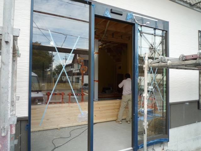 切妻屋根・ガルバリウム鋼板