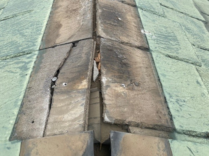 既存棟板金の撤去と状態確認