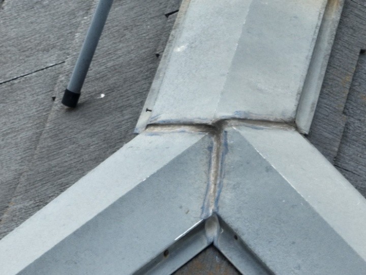 棟板金の継ぎ目の劣化