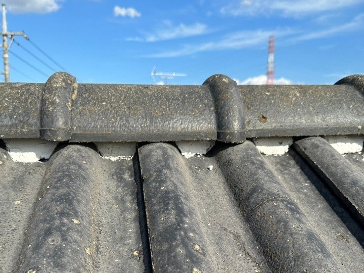 棟瓦の取り付け