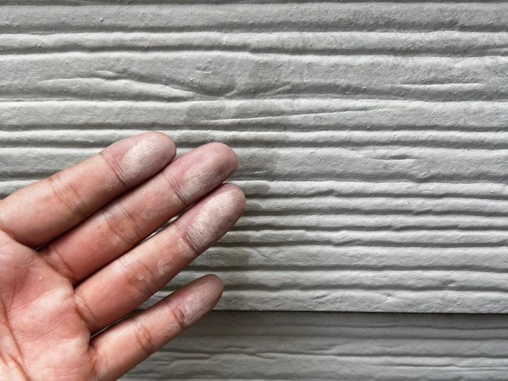 外壁のチョーキング現象