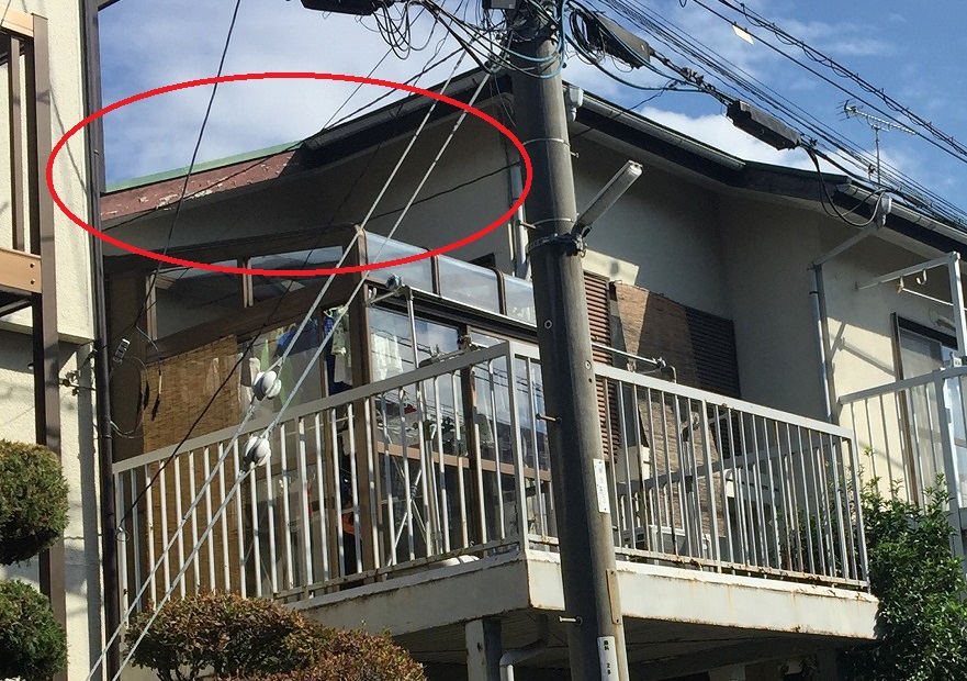 川越市の住宅木部の破風板塗膜剥れ拡大