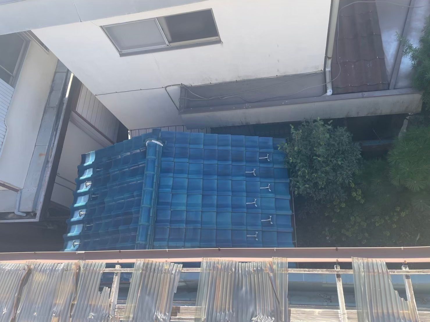 ベランダの波板風災