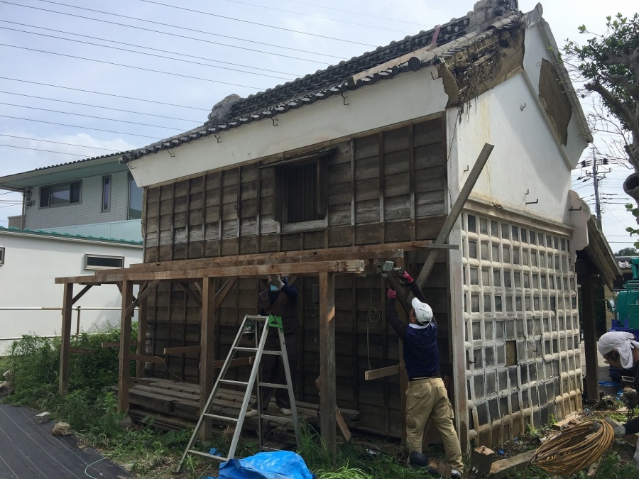 埼玉県川越市蔵の屋根葺き替え