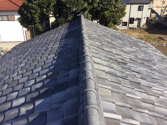 川越市瓦屋根の大棟曲り