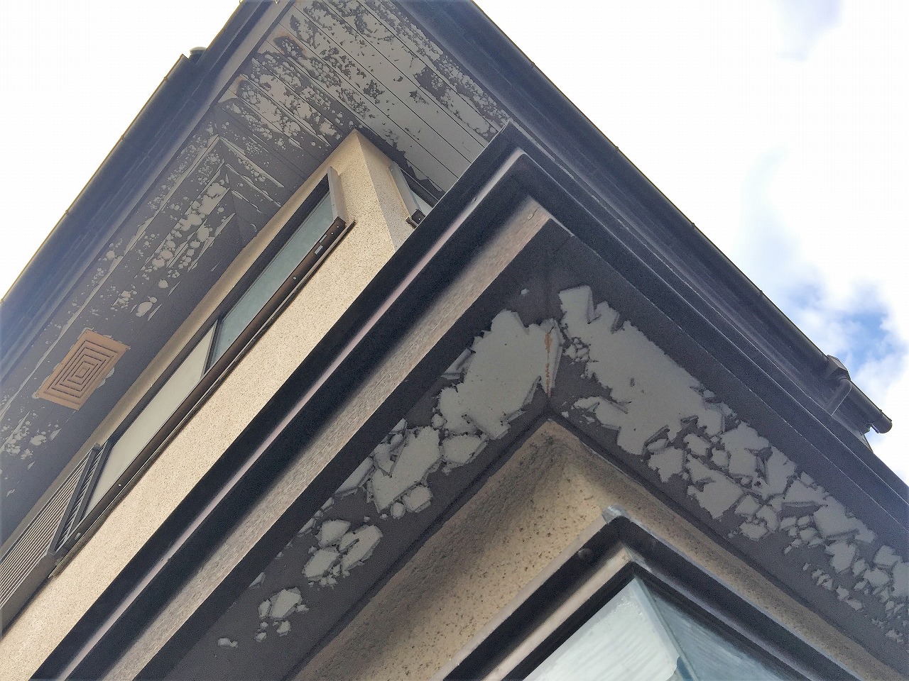 埼玉県川越市軒天塗装剥れ対策