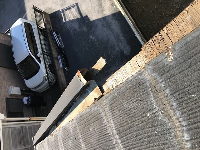 台風被害屋根ケラバ板金飛散