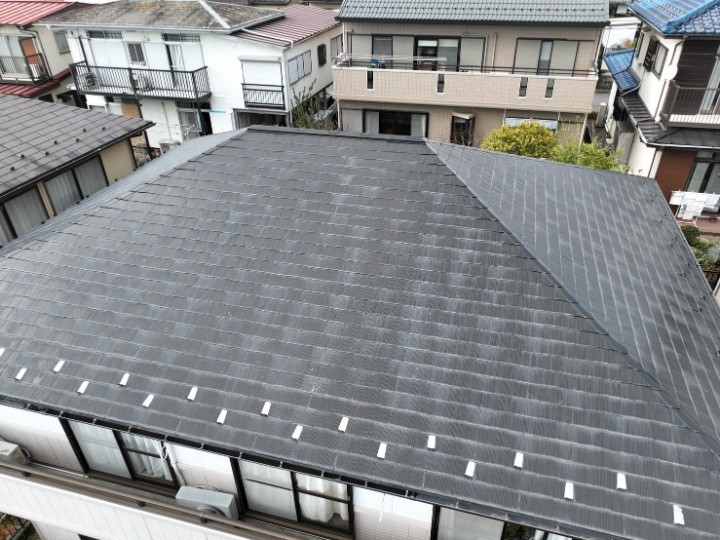 スレート屋根全体の状態を俯瞰して確認