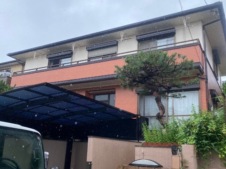 築25年住宅へ「屋根カバー工法+外壁塗装」を行い雨漏り予防と美観回復