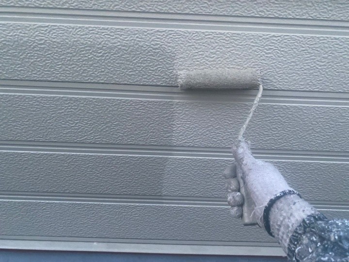 上塗りで色ムラを整え、ダイナアクセルで仕上げ